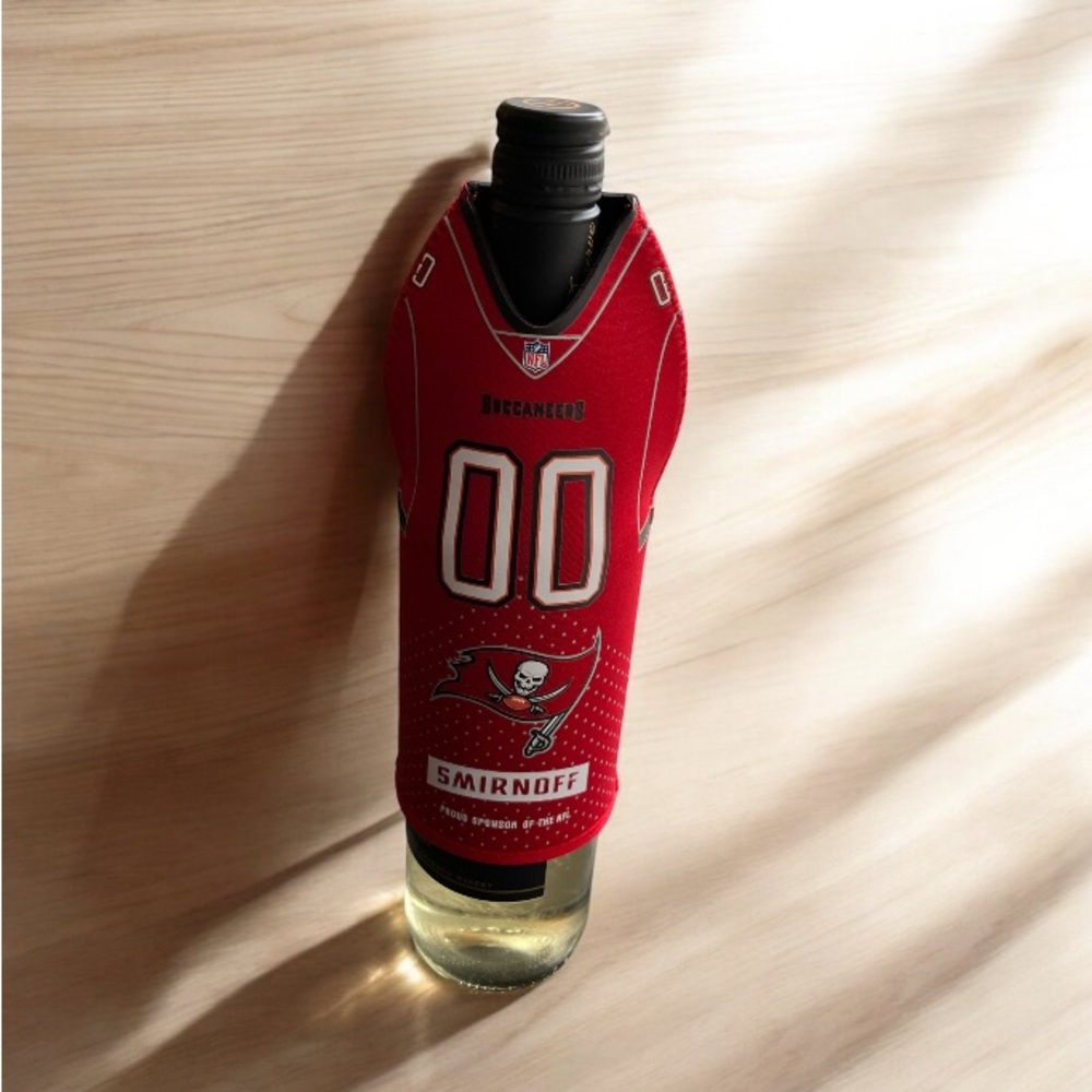 NEW Smirnoff Tampa Bay Buccaneer Bottle Cover Cozy Cooler Coozie NFL Promo
